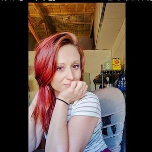 Meet your Posher, April